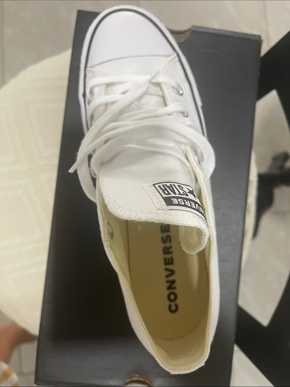 Converse - Picture 2 of 3